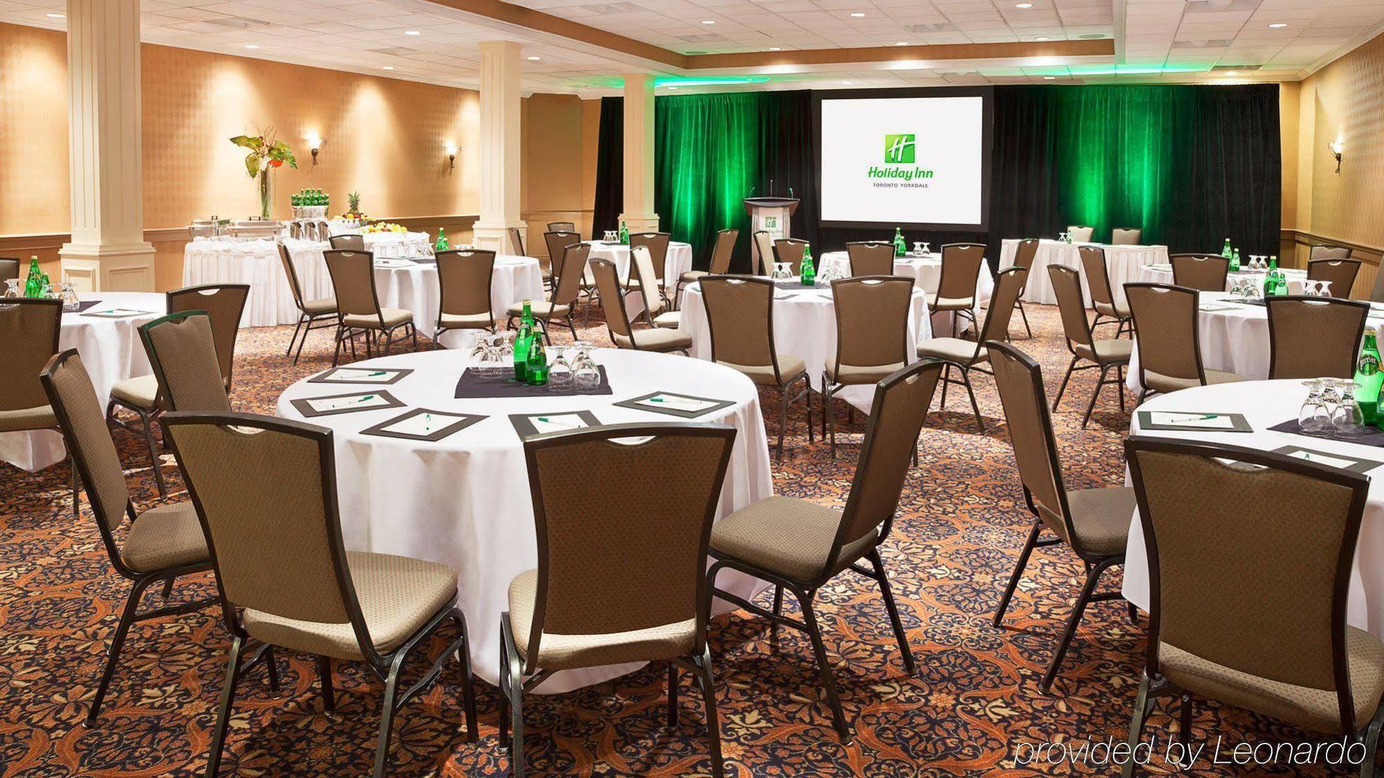 Holiday Inn Toronto - Yorkdale Екстер'єр фото