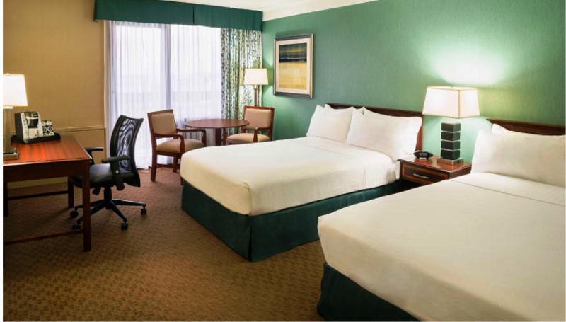 Holiday Inn Toronto - Yorkdale Екстер'єр фото