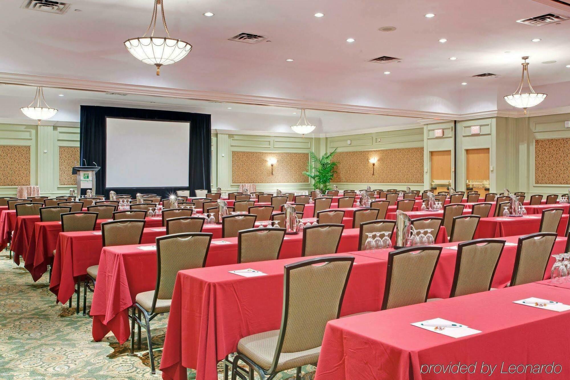 Holiday Inn Toronto - Yorkdale Екстер'єр фото