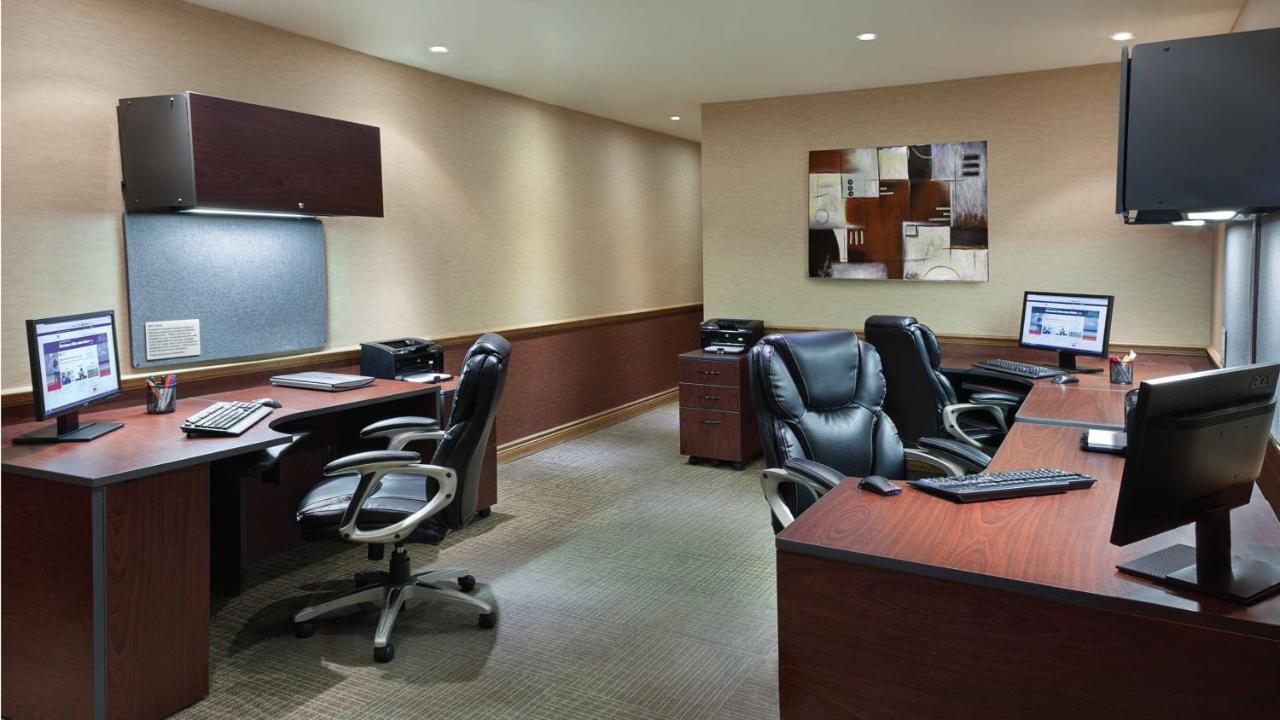 Holiday Inn Toronto - Yorkdale Екстер'єр фото