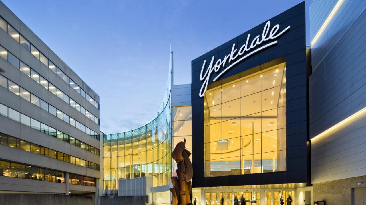 Holiday Inn Toronto - Yorkdale Екстер'єр фото